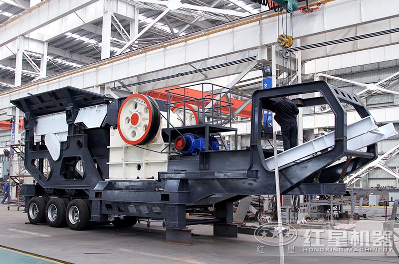 顎破移動(dòng)破碎機(jī)