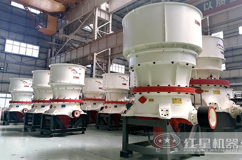 時(shí)產(chǎn)300噸碎石機(jī)：圓錐破碎機(jī)，硬巖中細(xì)碎